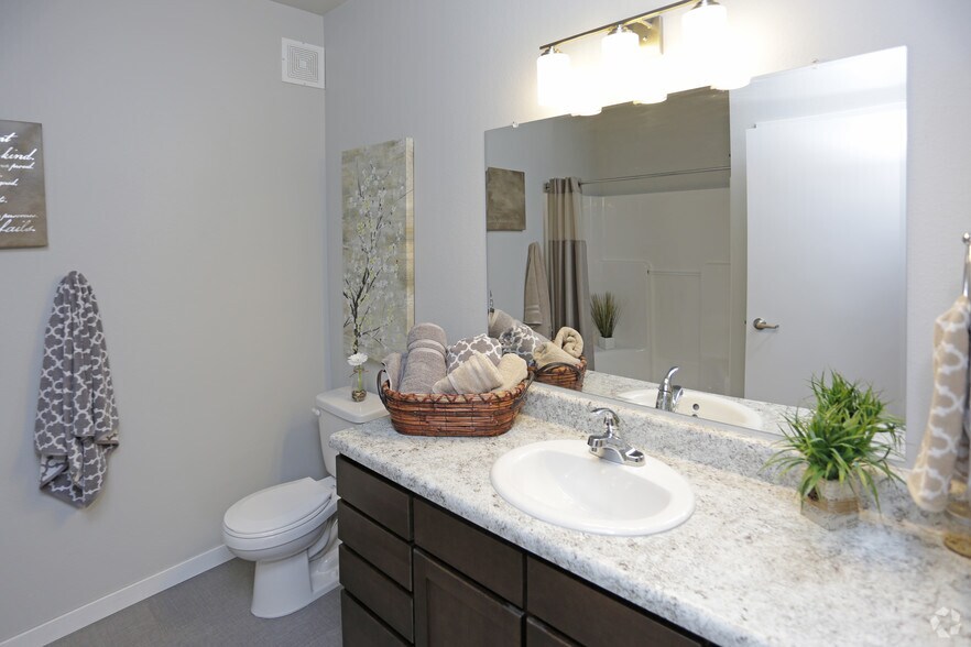 More Photos Of 1220-1250 27th Ave NW, Minot Apartments For Sale