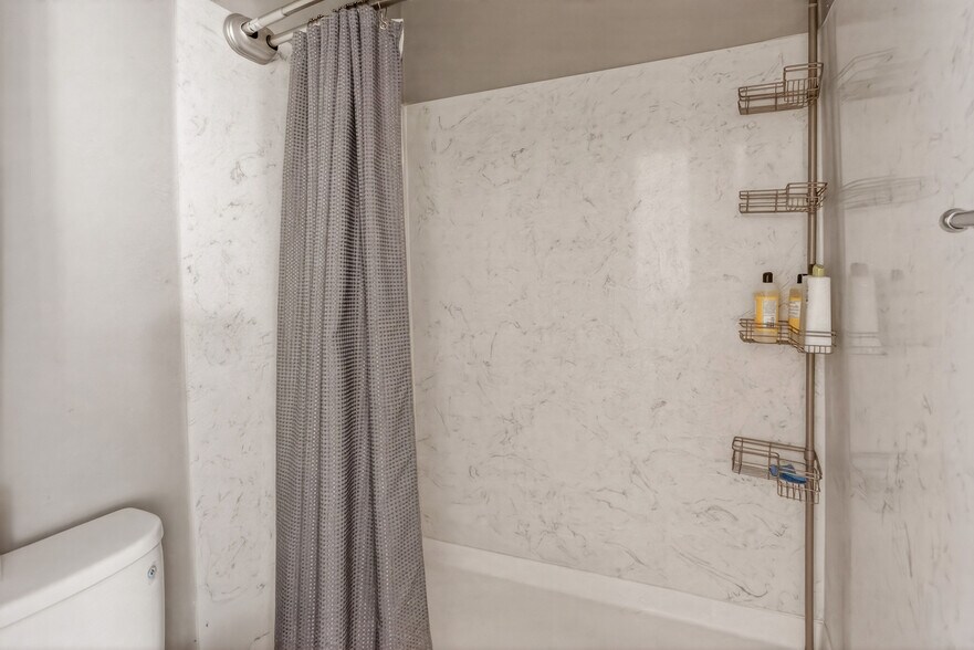 More Photos Of 43232 Starr St, Fremont Multifamily For Sale