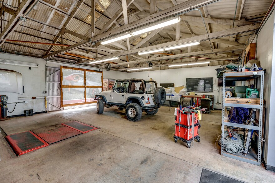 More Photos Of 7501-7511 Warner Ave, Huntington Beach Service For Sale