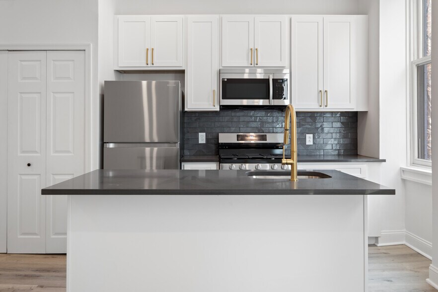 More Photos Of 1805 Chestnut St, Philadelphia Apartments For Sale
