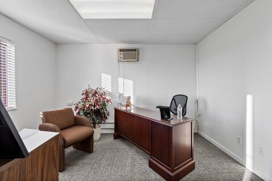 More Photos Of 8028 Newark Rd, Mount Vernon Industrial For Sale