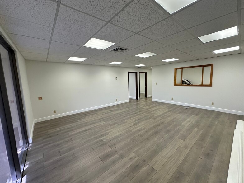 More Photos Of 1300 N Federal Hwy, Boca Raton Medical For Sale