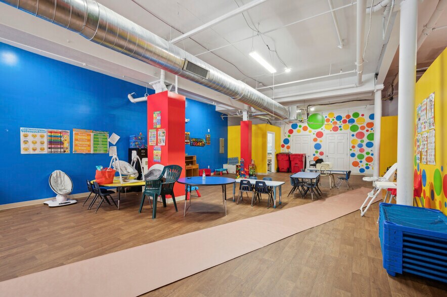 More Photos Of 446-448 S 52nd St, Philadelphia Apartments For Sale