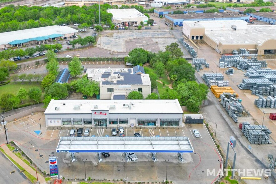 Primary Photo Of 6015 Long Dr, Houston Convenience Store For Lease