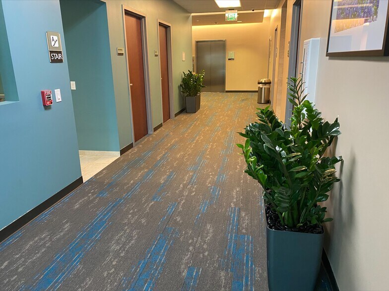 More Photos Of 17903 W Lake Houston Pky, Humble Medical For Lease