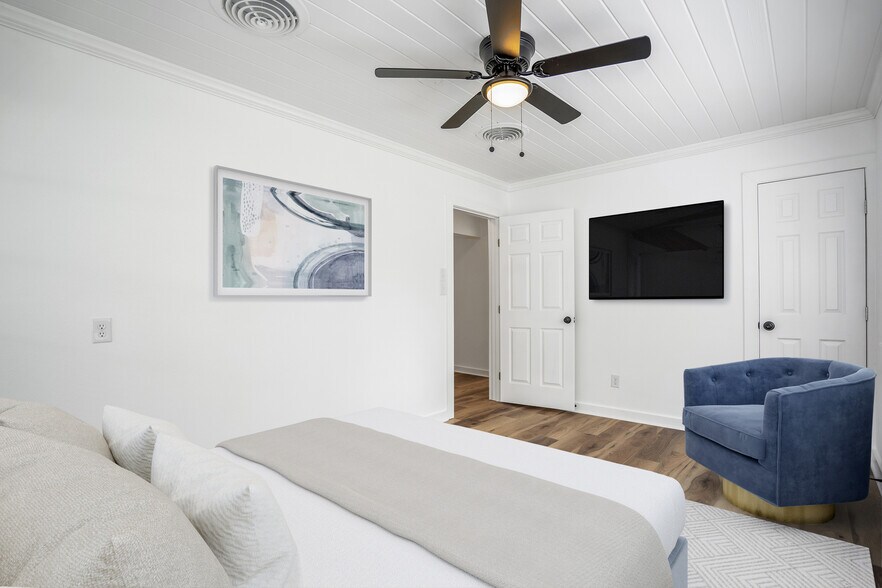 More Photos Of 907 E 27th St, Bryan Apartments For Sale