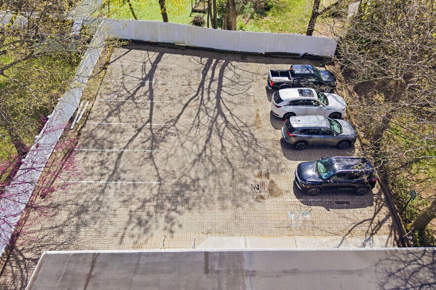 More Photos Of 467 Middlesex Ave, Metuchen Office For Sale