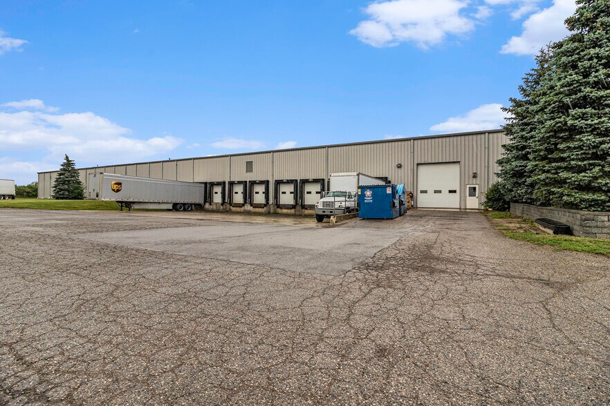 More Photos Of 5073 N Ann Arbor Rd, Dundee Light Distribution For Sale