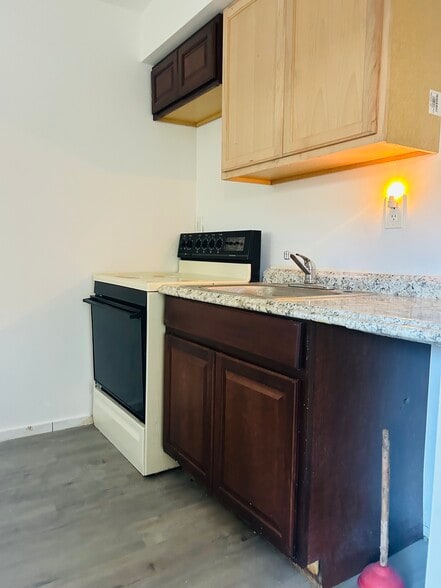 More Photos Of 11811 Morang Dr, Detroit Apartments For Sale