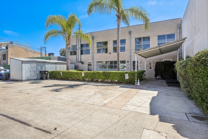 More Photos Of 411 30th St, Newport Beach Loft Creative Space For Sale
