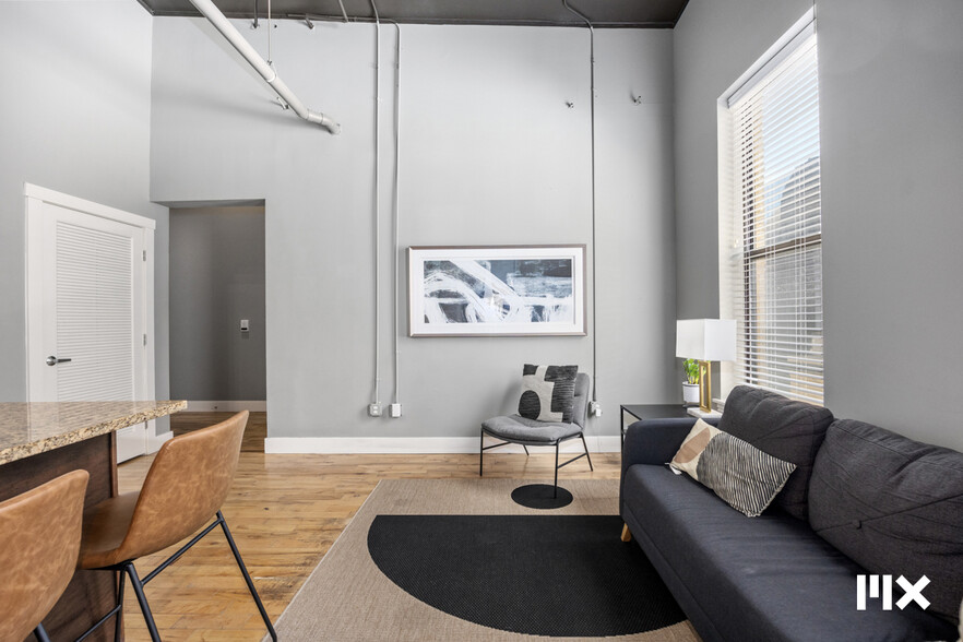 More Photos Of 139 Pearl St NW, Grand Rapids Multifamily For Sale