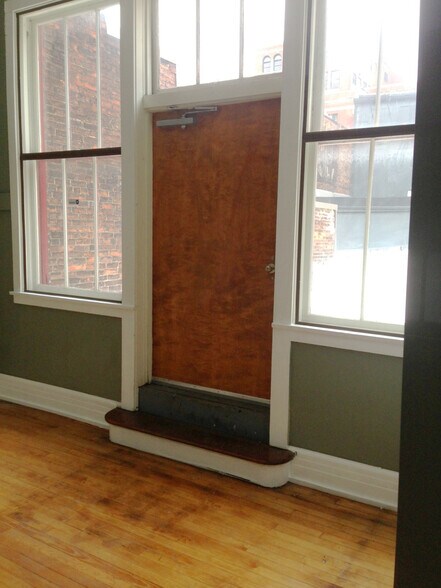 More Photos Of 523 Main St, Buffalo Storefront Retail Office For Sale