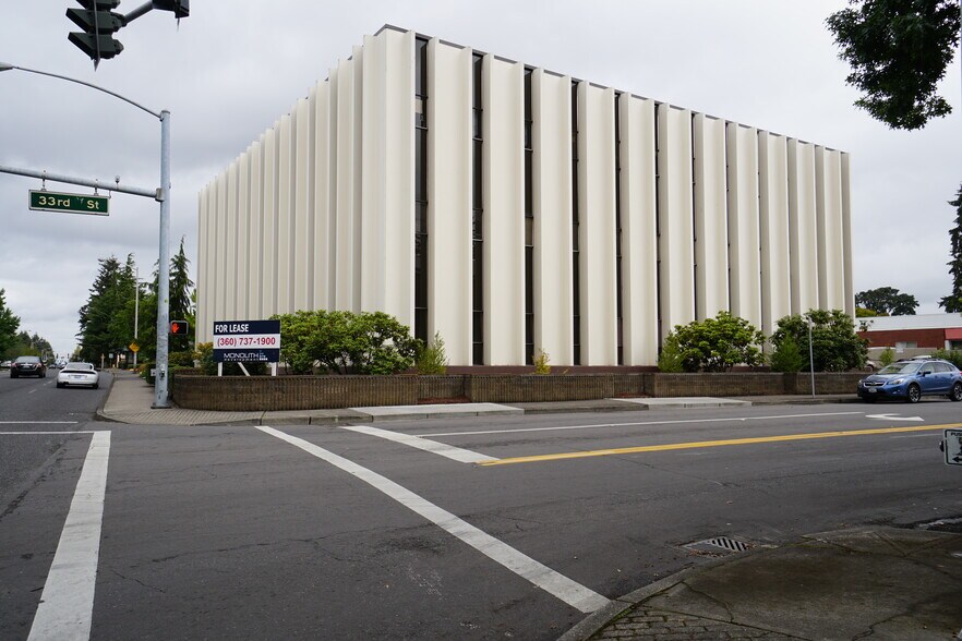 More Photos Of 3305 Main St, Vancouver Office For Lease