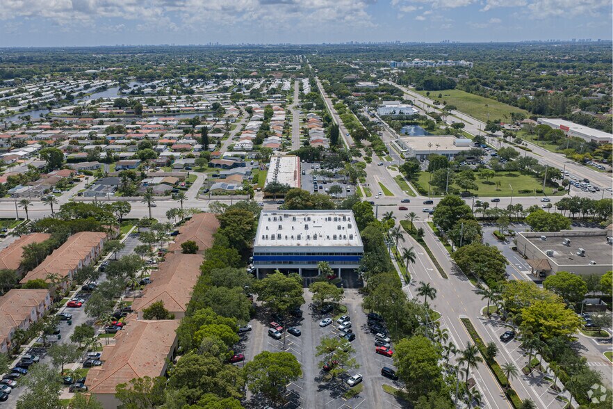 More Photos Of 5701 NW 88th Ave, Tamarac Office For Lease