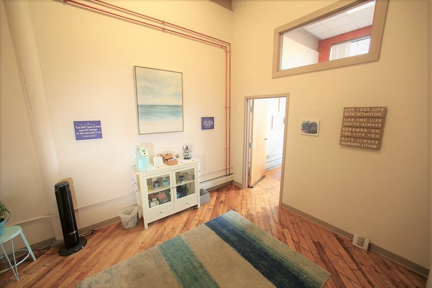 More Photos Of 642 Hilliard St, Manchester Unknown For Lease