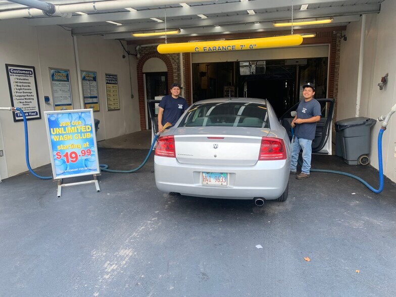 More Photos Of 8701 W 159th St, Orland Park Carwash For Sale