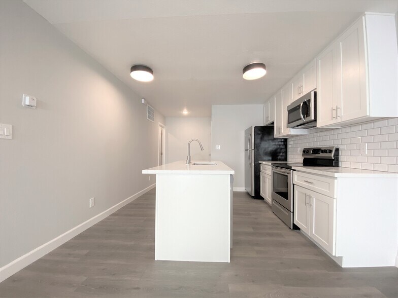 More Photos Of 631 Masonic Way, Belmont Apartments For Sale