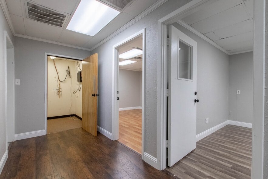 More Photos Of 1103 Keller Pky, Keller Light Distribution For Lease