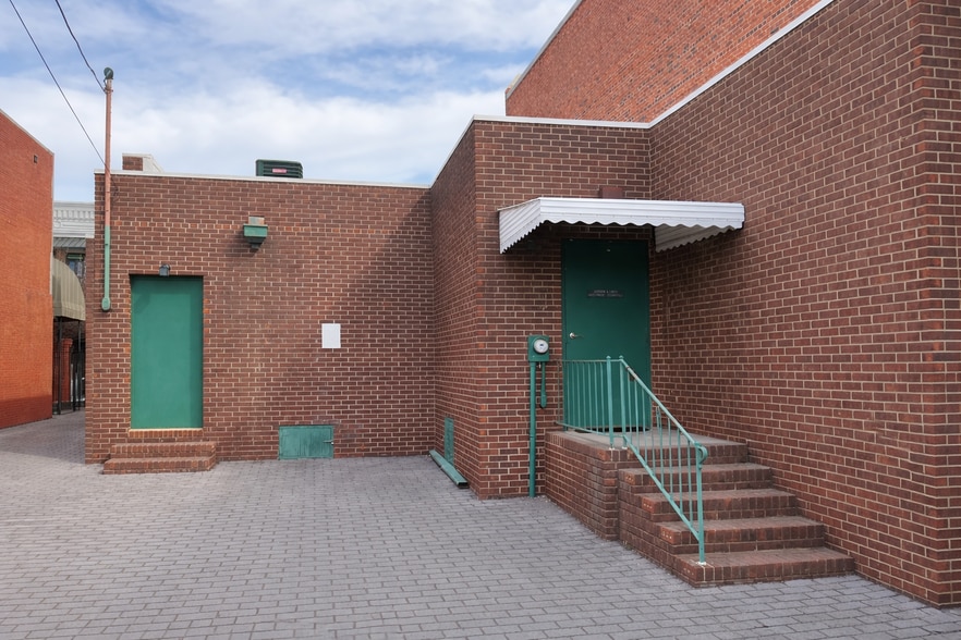 More Photos Of 275 W Main Ave, Gastonia Office Residential For Lease