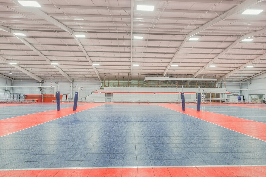 More Photos Of 100 E Midway Dr, Euless Sports And Entertainment For Sale