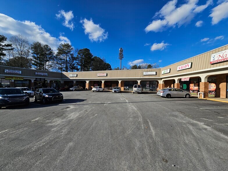 More Photos Of 300 Flint River Rd, Jonesboro Unknown For Lease