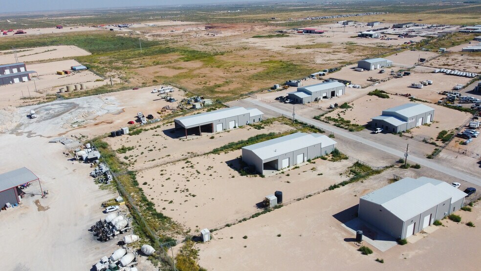 More Photos Of 3115 N County Road 1107, Midland Warehouse For Lease