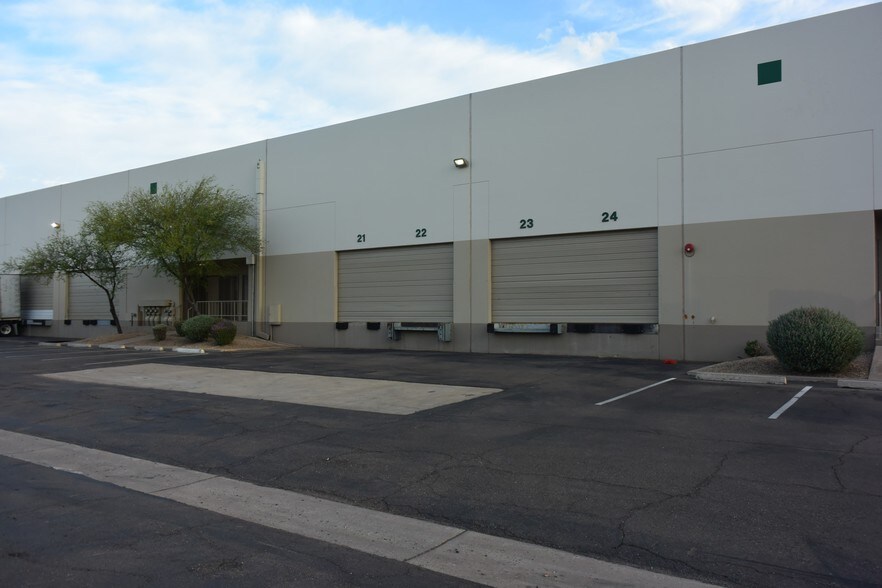 More Photos Of 236 E Pima St, Phoenix Distribution For Lease