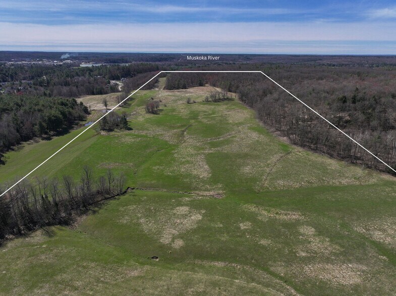 More Photos Of 190 Santas Village Road, Bracebridge Land For Sale