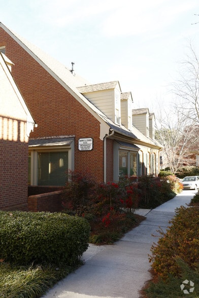 More Photos Of 4721 Chamblee Dunwoody Rd, Atlanta Medical For Sale