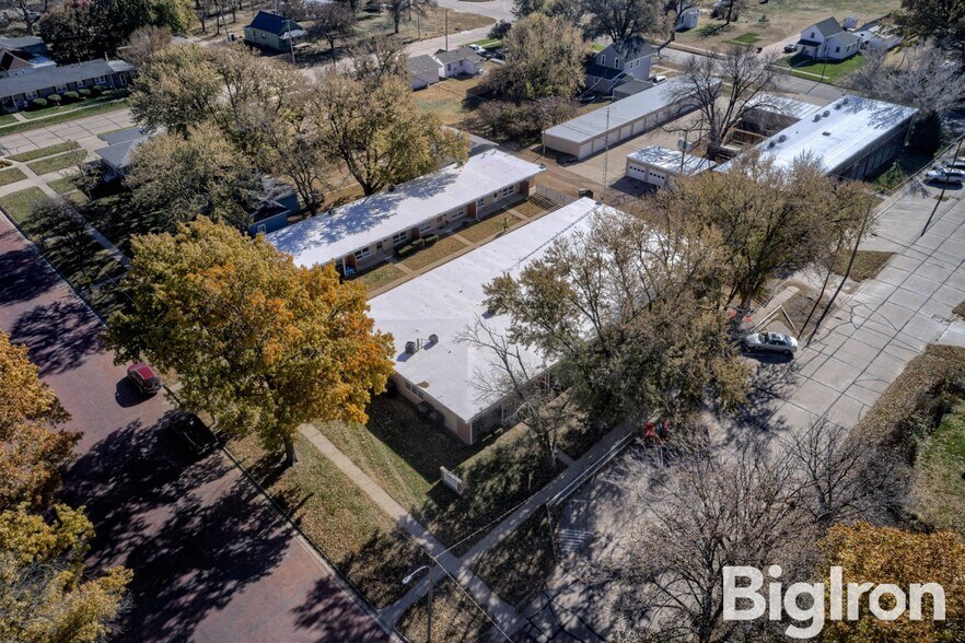 More Photos Of 130 S 5th St, Hebron Apartments For Sale