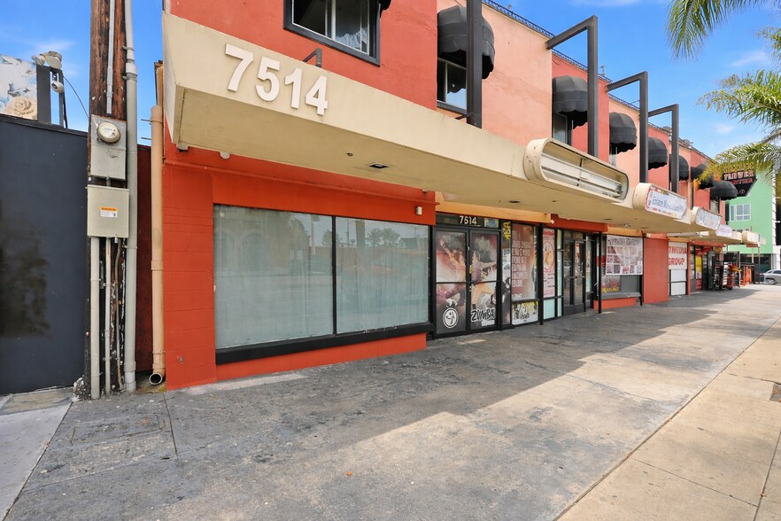 More Photos Of 7514 Pacific Blvd, Huntington Park Storefront Retail Office For Sale