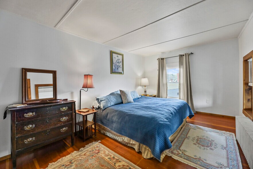 More Photos Of 133 Front St, Housatonic Apartments For Sale