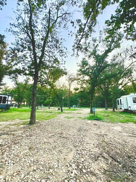 More Photos Of 20 County Road NW 1030, Mount Vernon Specialty For Sale