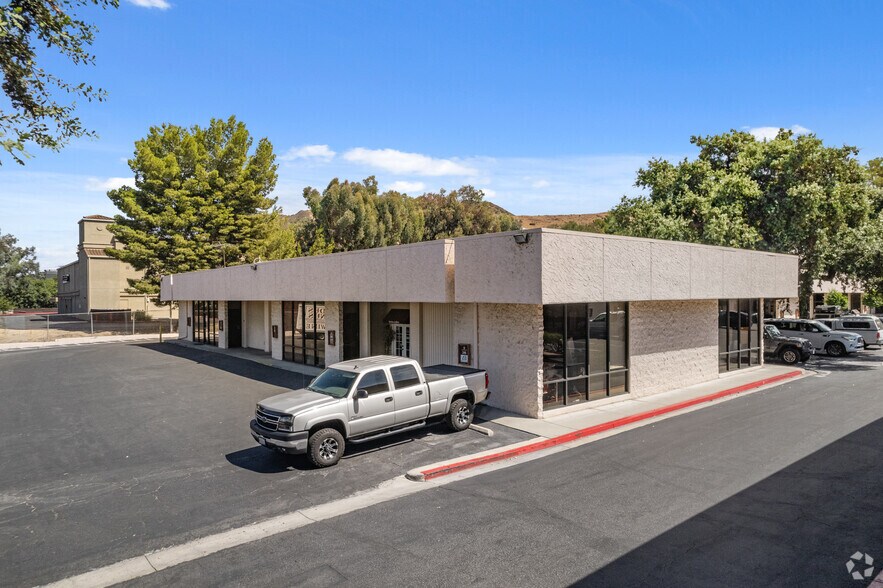 More Photos Of 30941 Agoura Rd, Westlake Village Unknown For Lease