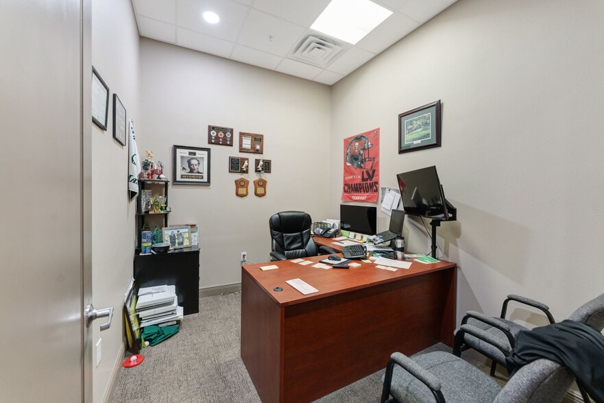 More Photos Of 8235 Natures Way, Bradenton Office For Lease