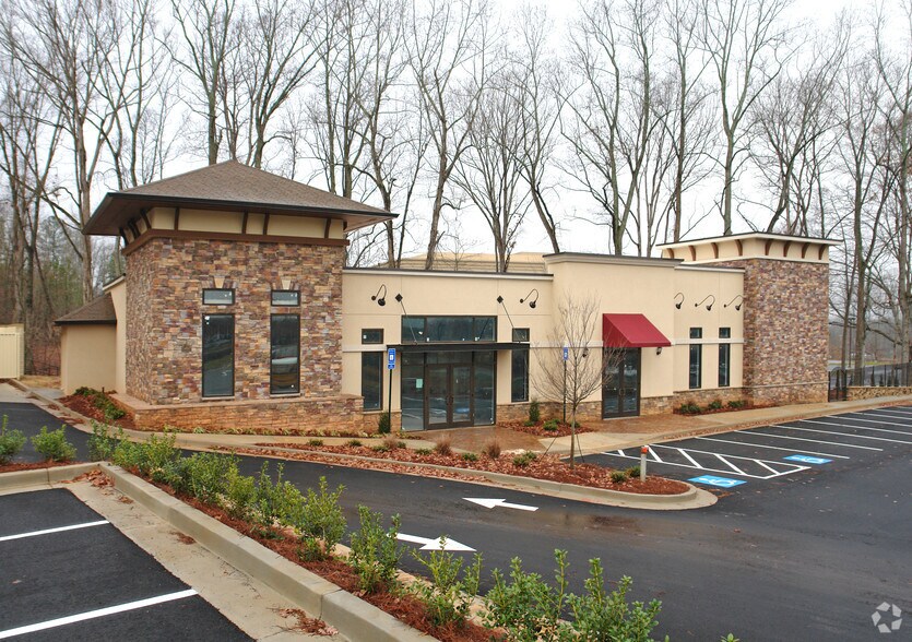 More Photos Of , Johns Creek General Retail For Sale
