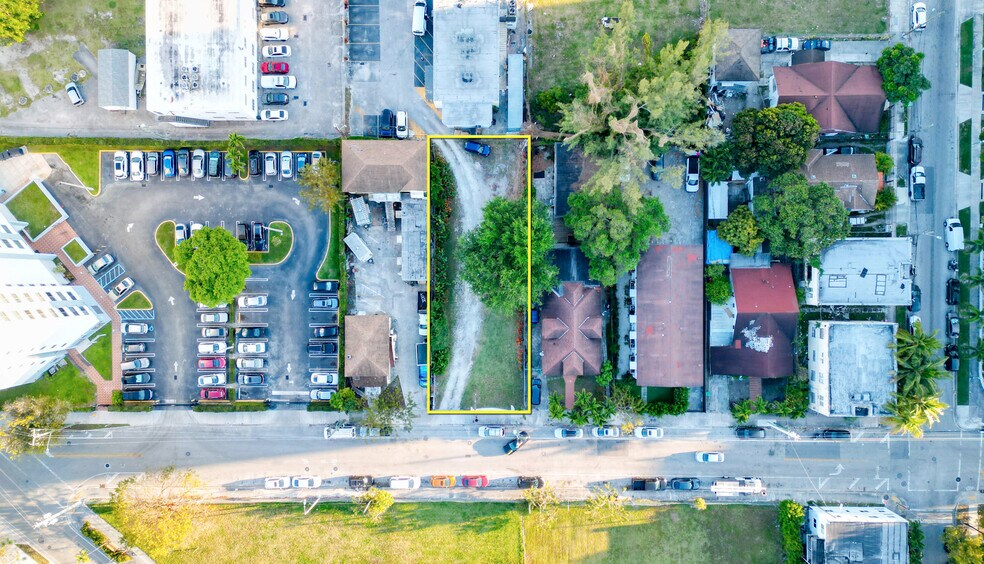 More Photos Of 542 NW 1st St, Miami Land For Lease