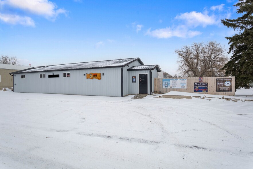 Primary Photo Of 220 Main St, Butte Restaurant For Sale