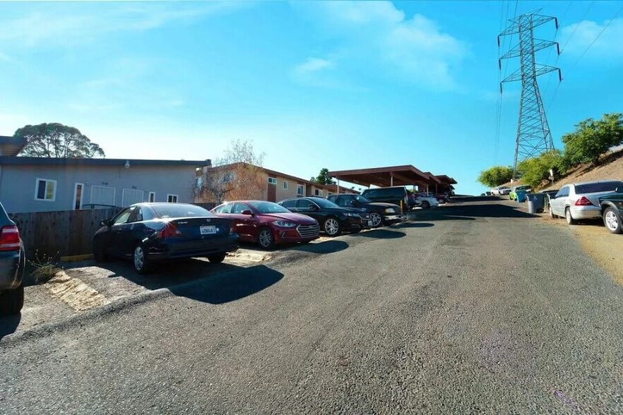 More Photos Of 102-116 Avian Dr, Vallejo Apartments For Sale