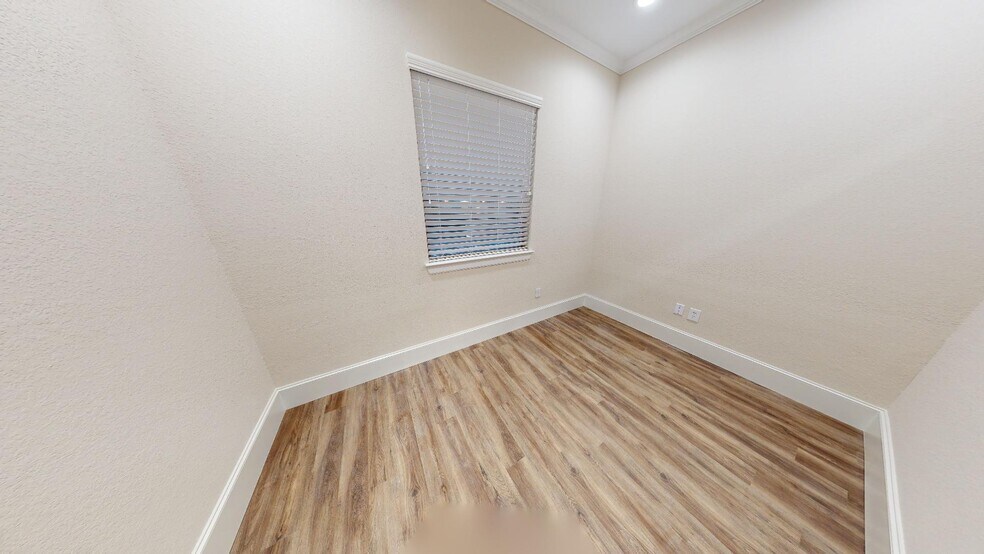 More Photos Of 11023 Northpointe Blvd, Tomball Medical For Sale