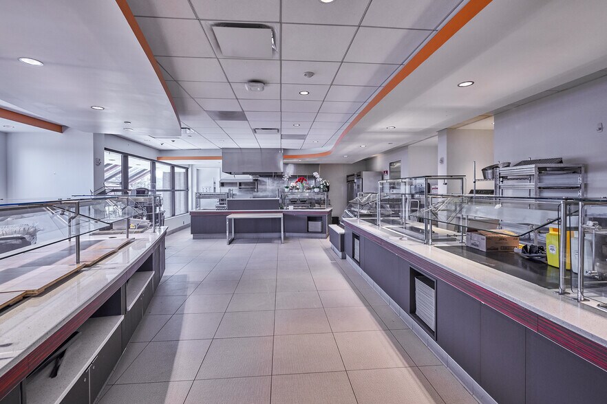 More Photos Of 12 Reads Way, New Castle Office For Lease