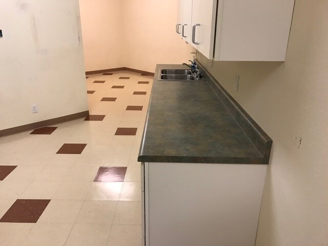 More Photos Of 916 Indiana Ave, Pueblo Medical For Sale