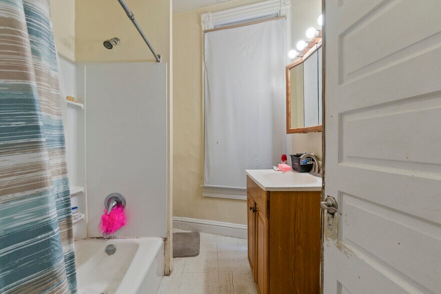 More Photos Of , Baltimore Multifamily For Sale