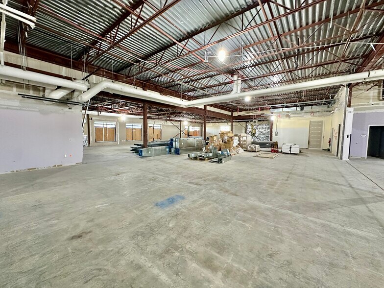 More Photos Of 9727 E Shannon Woods St, Wichita Medical For Lease