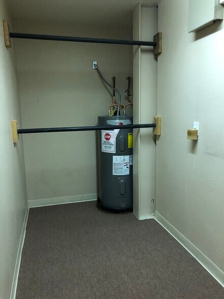 More Photos Of 5147 S Huntington Rd, Fort Mohave Industrial For Lease