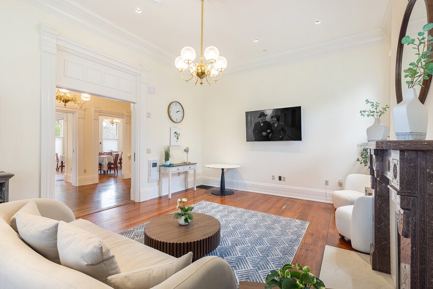 More Photos Of 423 Seminary St, Napa Specialty For Sale