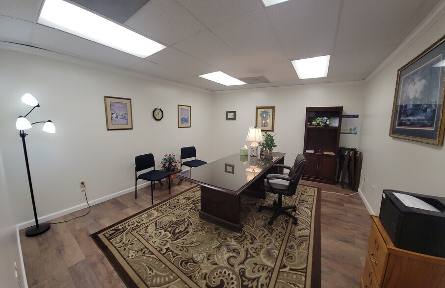 More Photos Of 433 Harrison Ave, Panama City Office For Lease