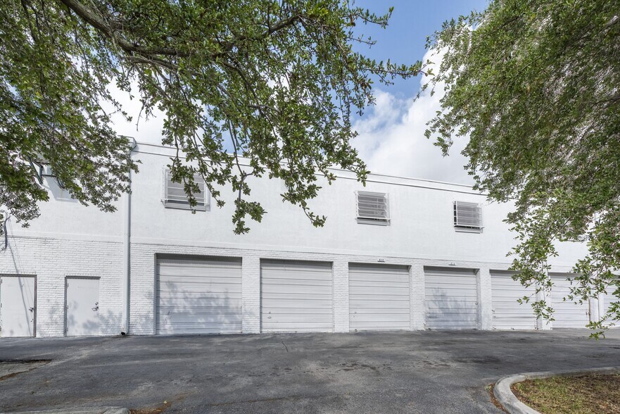 More Photos Of 805-917 SW 17th Ave, Delray Beach Warehouse For Sale