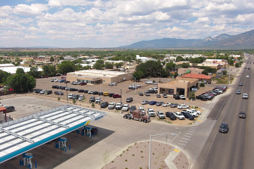 More Photos Of 1040 Paseo Del Pueblo Sur, Taos Auto Dealership For Sale
