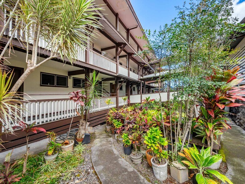 More Photos Of 82-6151 Hawaii Belt Rd, Captain Cook Hotel For Sale